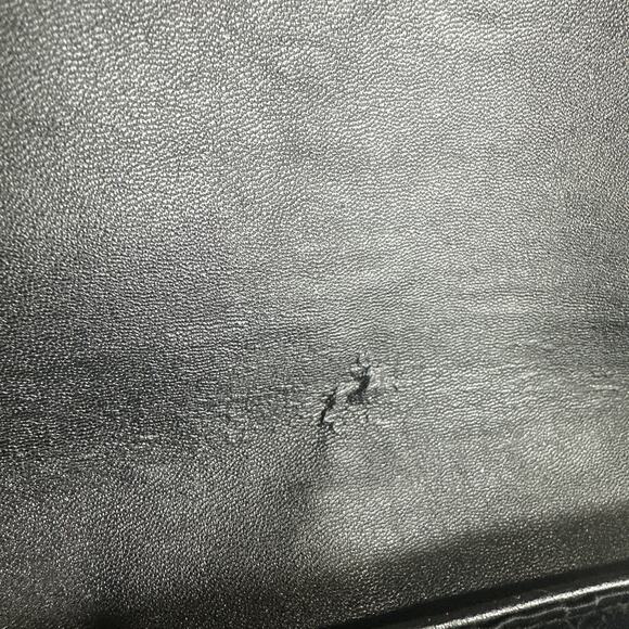 Disney Parks Vera Bradley Lazer Cut Mickey Mouse Icon Crossbody Bag Black +White - Picture 7 of 16